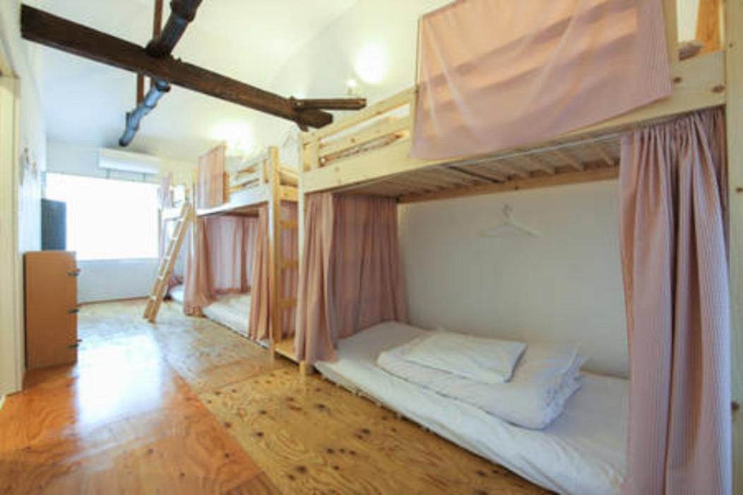 Sato-San'S Rest Hotel Токио Екстериор снимка